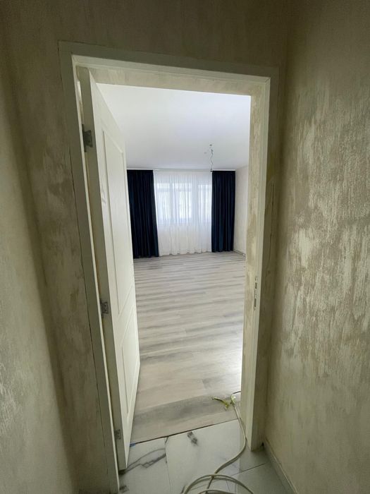 Vand apartament 3 camere complet renovat