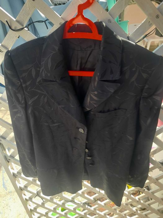 Дамско Черно Сако