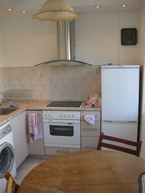 Дава се под наем Двустаен апартамент в София, Лагера - 65 кв.м за 398.82 € - Снимка #2