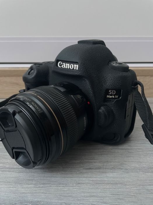Фотоаппарат Canon 5d mark IV