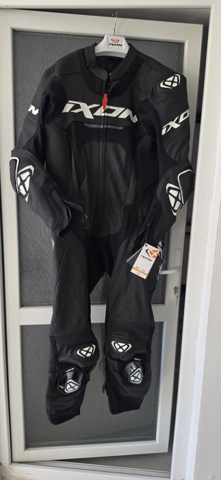 Combinezon moto ixon jackal