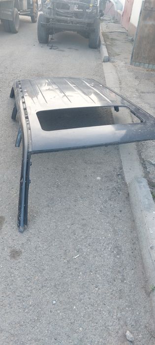 Продаётся крыша от тайота 100