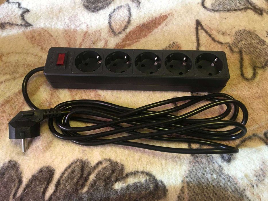 Сетевой фильтр / удлиннитель Defender ES3