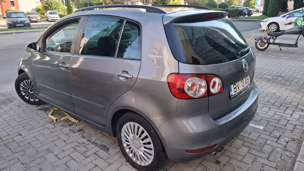 VOLKSWAGEN Golf Plus 2010 — imagine 5