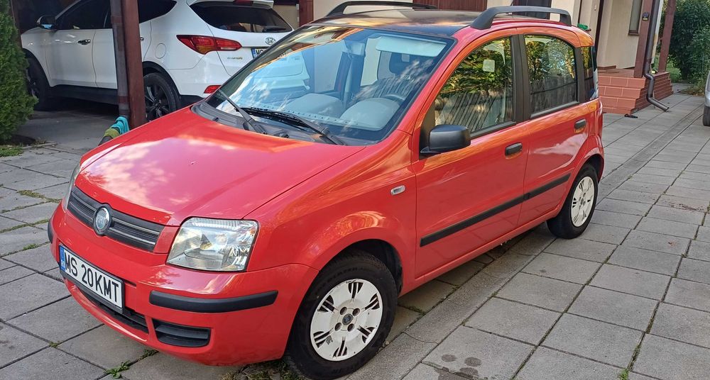 Vand FIAT PANDA 1.2 Benzina  60cp  an 2004, 142.700 km , cu AC