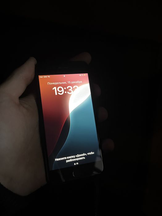 Продам Iphone SE2022