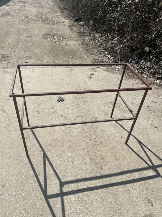 Работна маса със плот