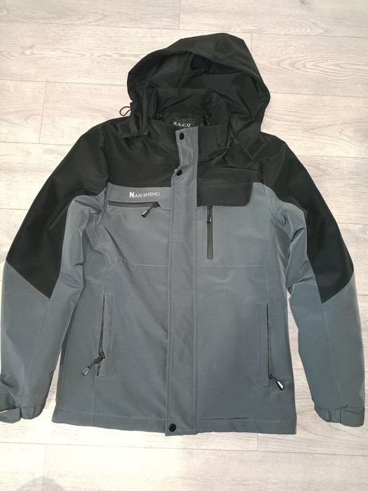 Куртка мужская..