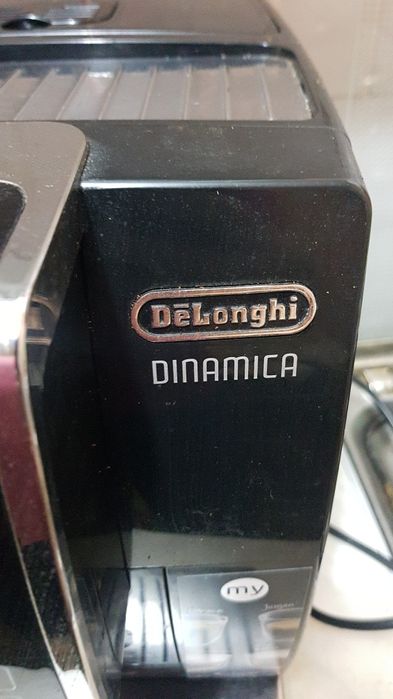Кофемашина Delonghi Dinamica