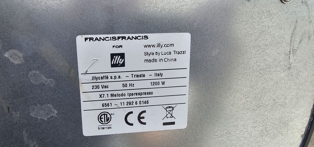 Кафе машиа illy x7 ЧЕРНА