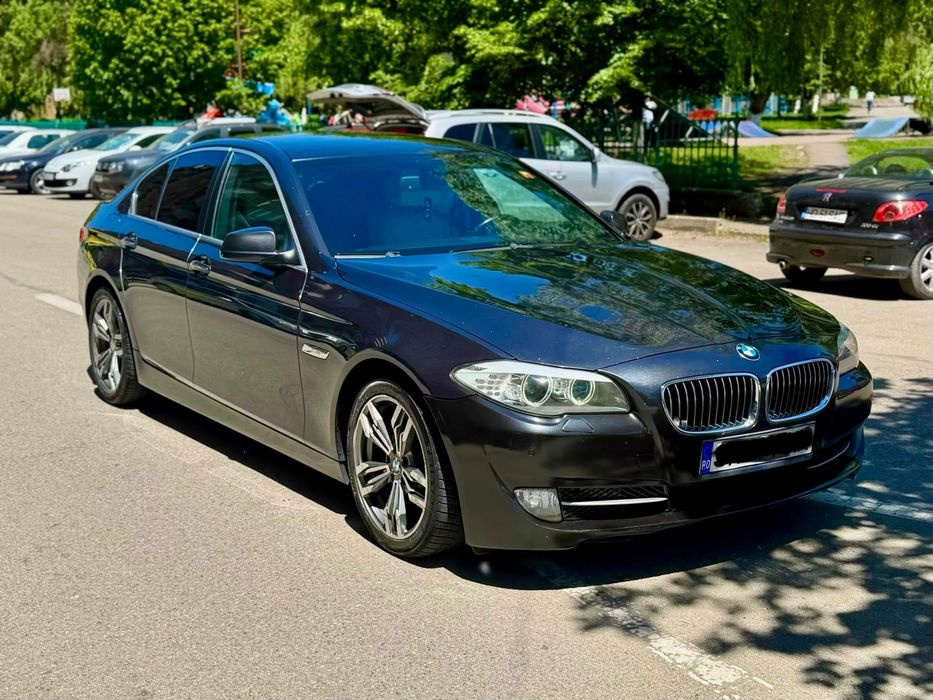 Bmw 520d 2011 2.0 diesel manual navi mare led