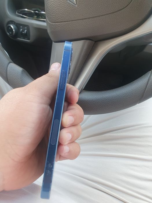 Продам iphone 12 128gb