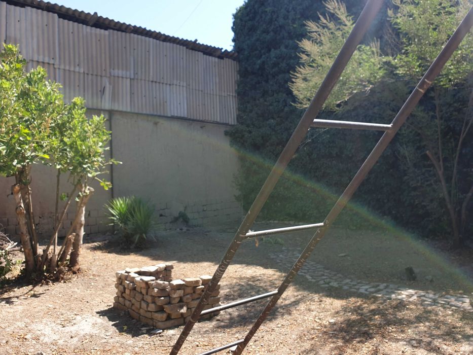 Двор на Дагбитской под бизнес