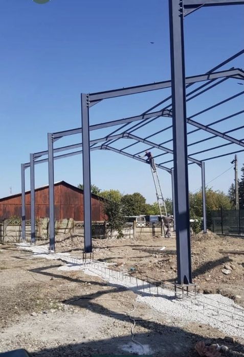 Hala pe structura metalica 
Pe stoc 
12x18x5.
10x20x4
11,5x15x4
17x30x