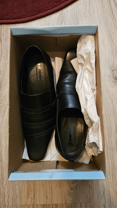 Papuci eleganti barbati