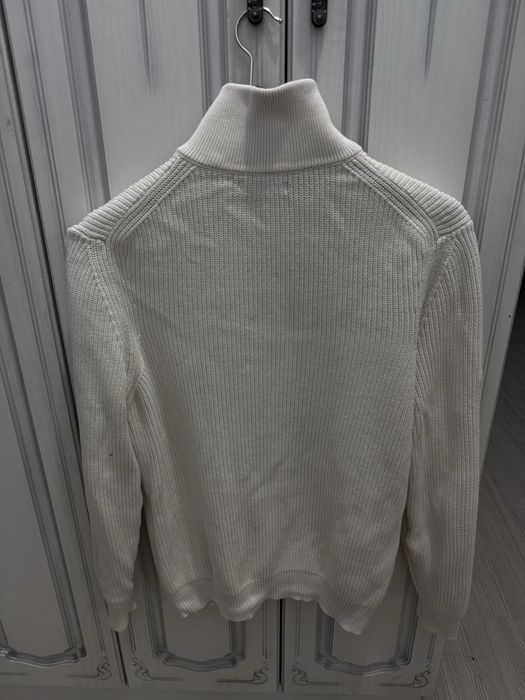 Полузамок Zara бежевая