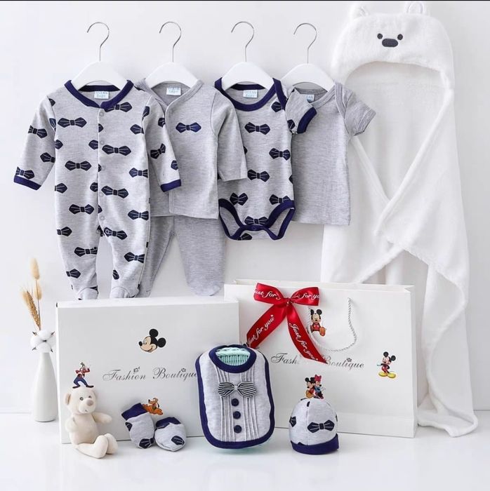 Набор для новорожденного малыша.