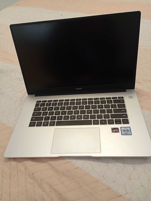 Huawei matebook d 15