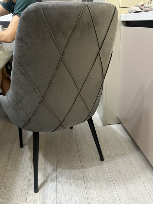 продам кухонные стулья