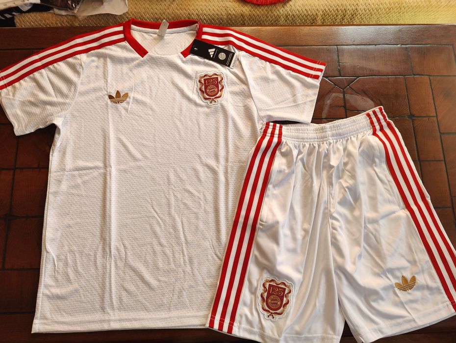 Футболен екип FC Bayern Munchen 125th Anniversary