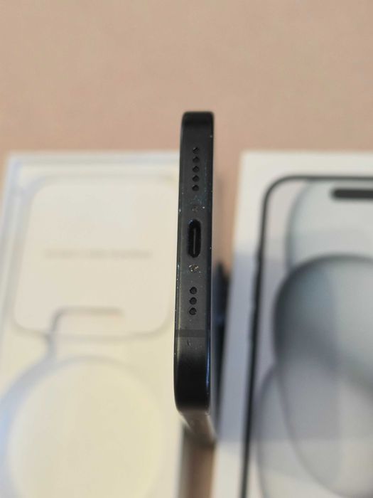 iPhone 15 128GB Black