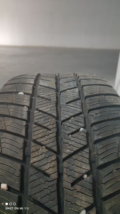 Джанти BMW style 284 + Зимни гуми Барум Поларис 5