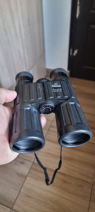 Binoclu Zeiss 10x40 B