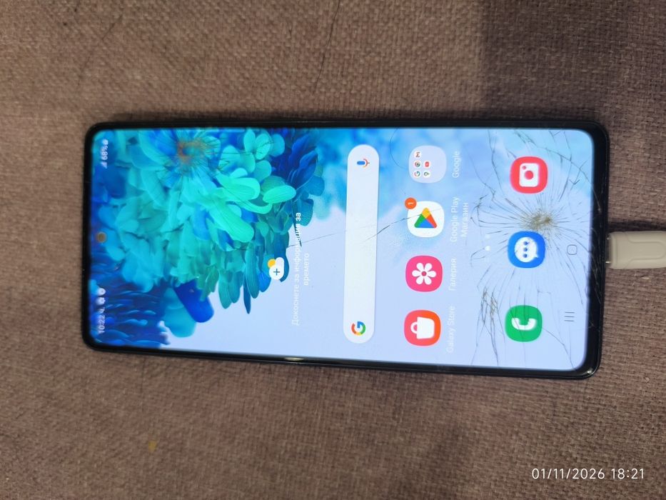 Samsung Galaxy S20 FE 5G – за части / счупено стъкло