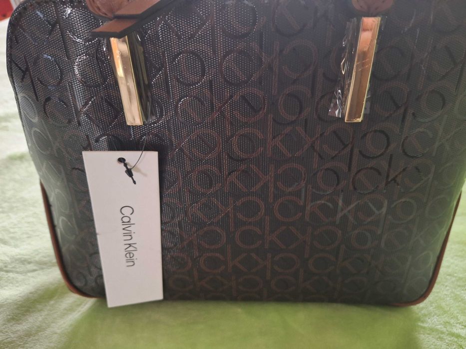 Дамска чанта Calvin Klein