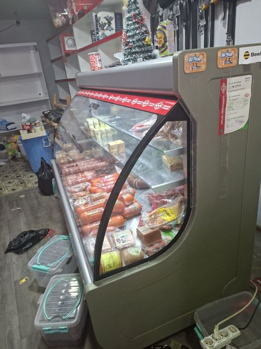 Холодильник сотилади продается