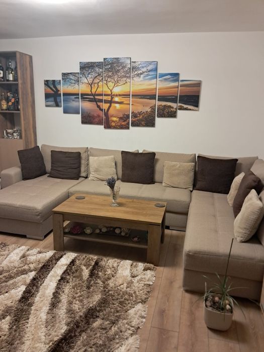 Vând  apartament  3 camere