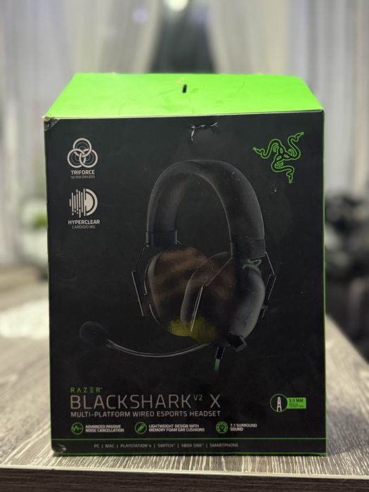Наушники razer blacksharkv2x