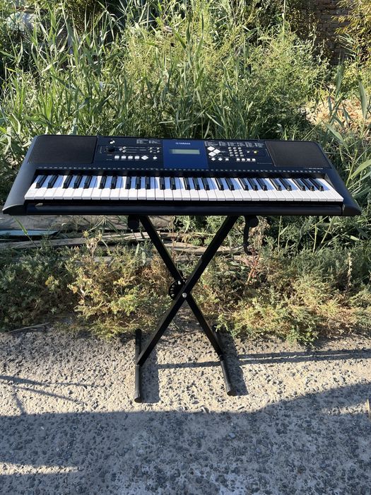 Синтезатор Yamaha YPT-330