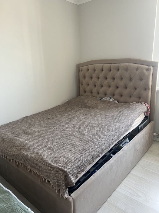 Матраспен төсек/ продам кровать с матрасом