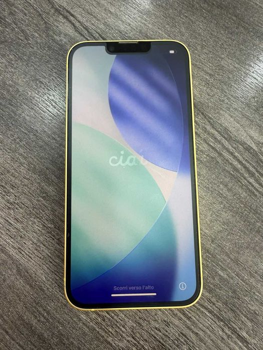 Смартфон iPhone 14