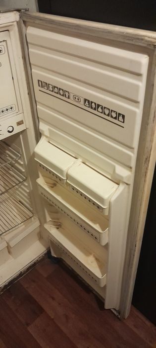 Продаю холодильник снежинка