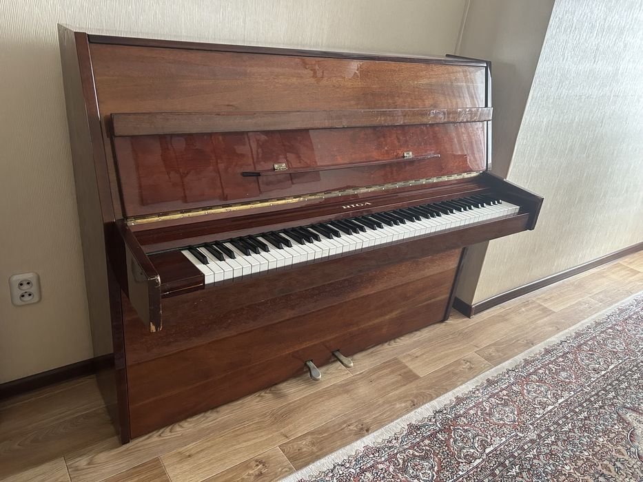 Продам фортепиано