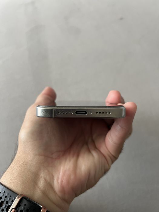 Продам iphone 16 pro 128gb