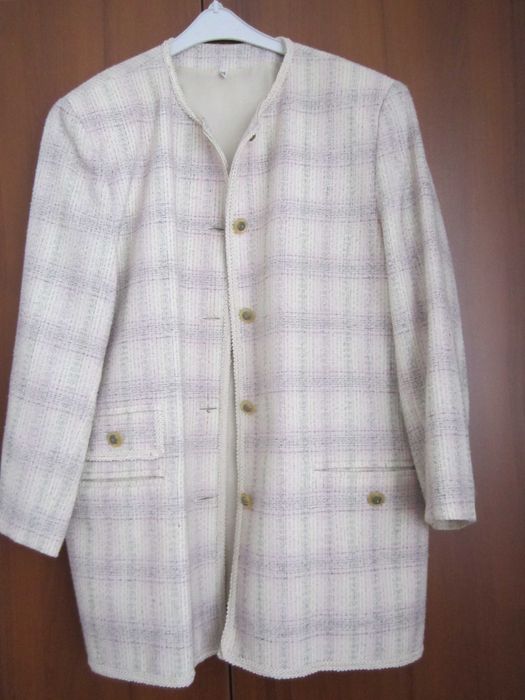 Дамски костюм - фина материя