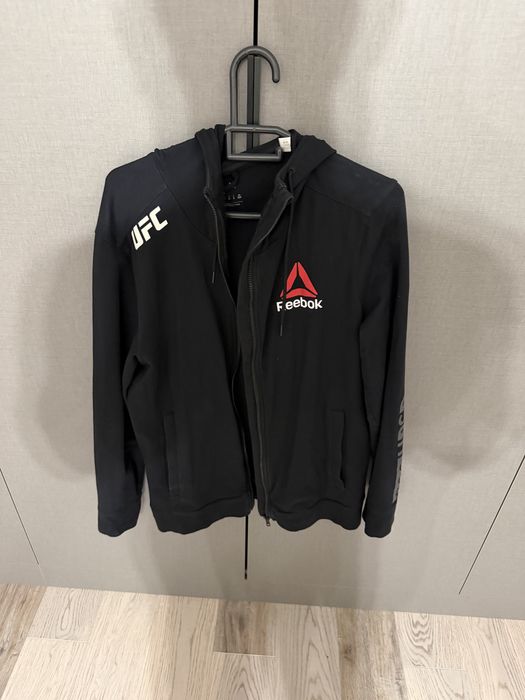 Все вещи в оригинале.