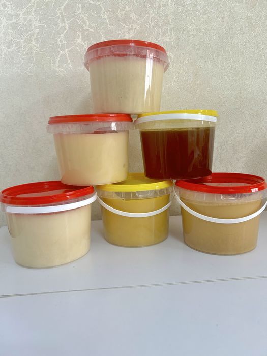 Натуральный мед собранный с пасики