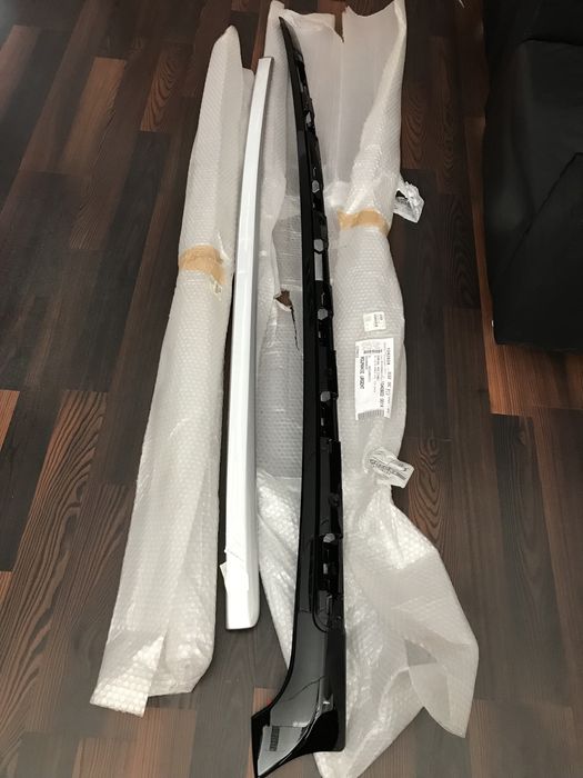 Vand Ornamente pavilion Peugeot 5008