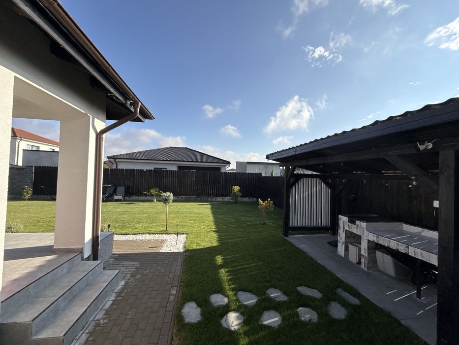Casă noua la cheie | Jacuzzi | 2 Carport | BBQ Acoperit | Vladimirescu Arad | Proprietar