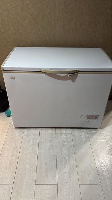 Продам Морозильник
