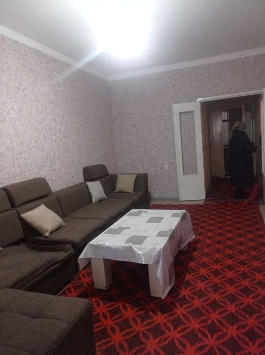 Продам 2 ком Юнусабад 9 квартал