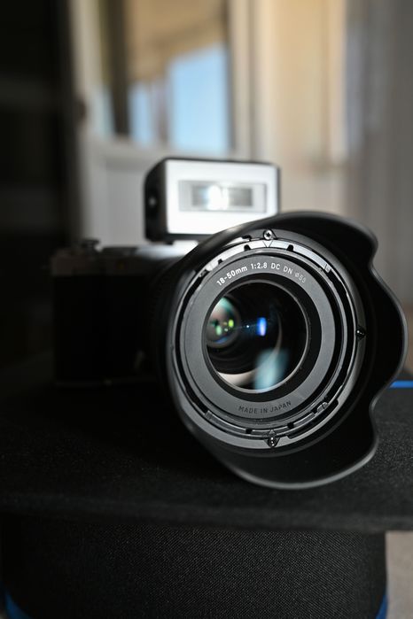 Sigma 18-50 F2.8 montura Fuji X