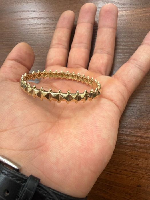 Tilla braslet sotiladi 83$