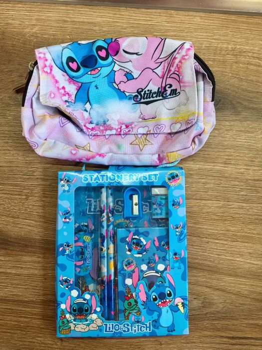 Ученически несесер и моливи със Стич