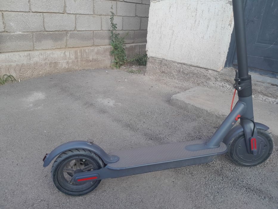 Электросамокат boost M187