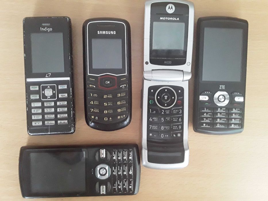 Телефоны на запчасти